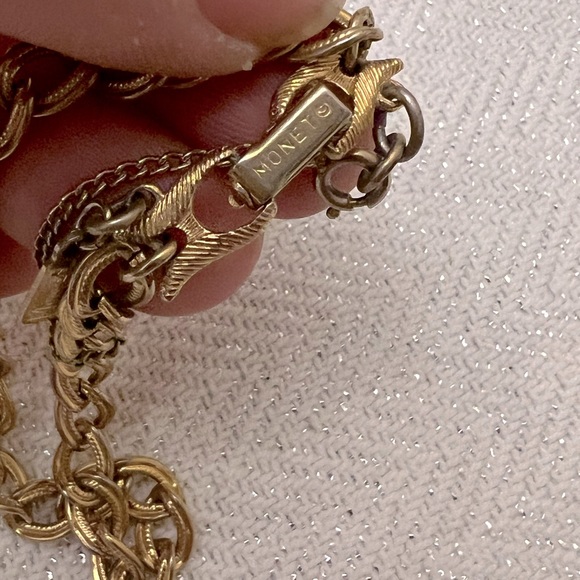 MONET Classic Curb Chain Safety Vintage Bracelet - Picture 3 of 6
